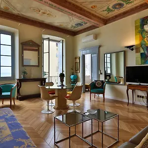 Palais Hongran De Fiana Apartment